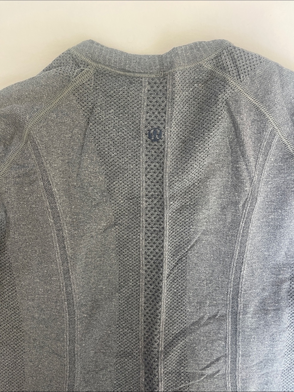 lululemon athletica Men’s Heather Gray Crewneck Knit Sweater
